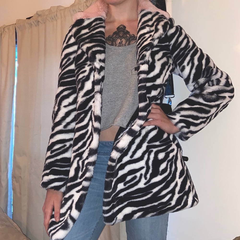 NWT Hell Bunny Fur Zebra Coat